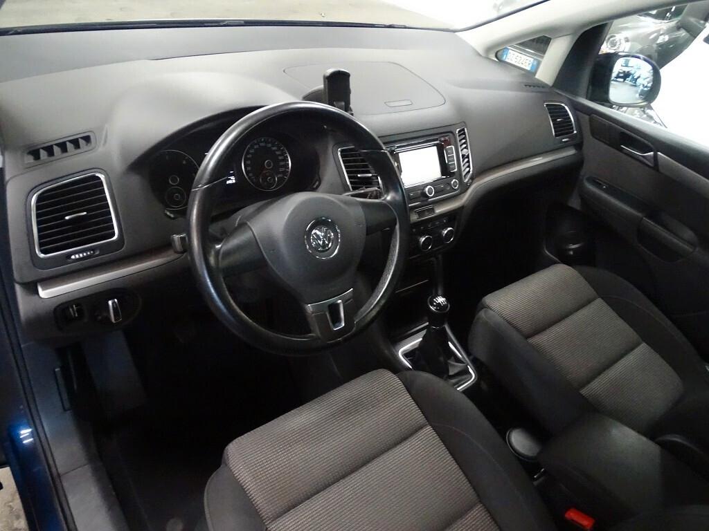 VW Sharan 2.0 TDI 4x4 7 posti 140 CV Xenon