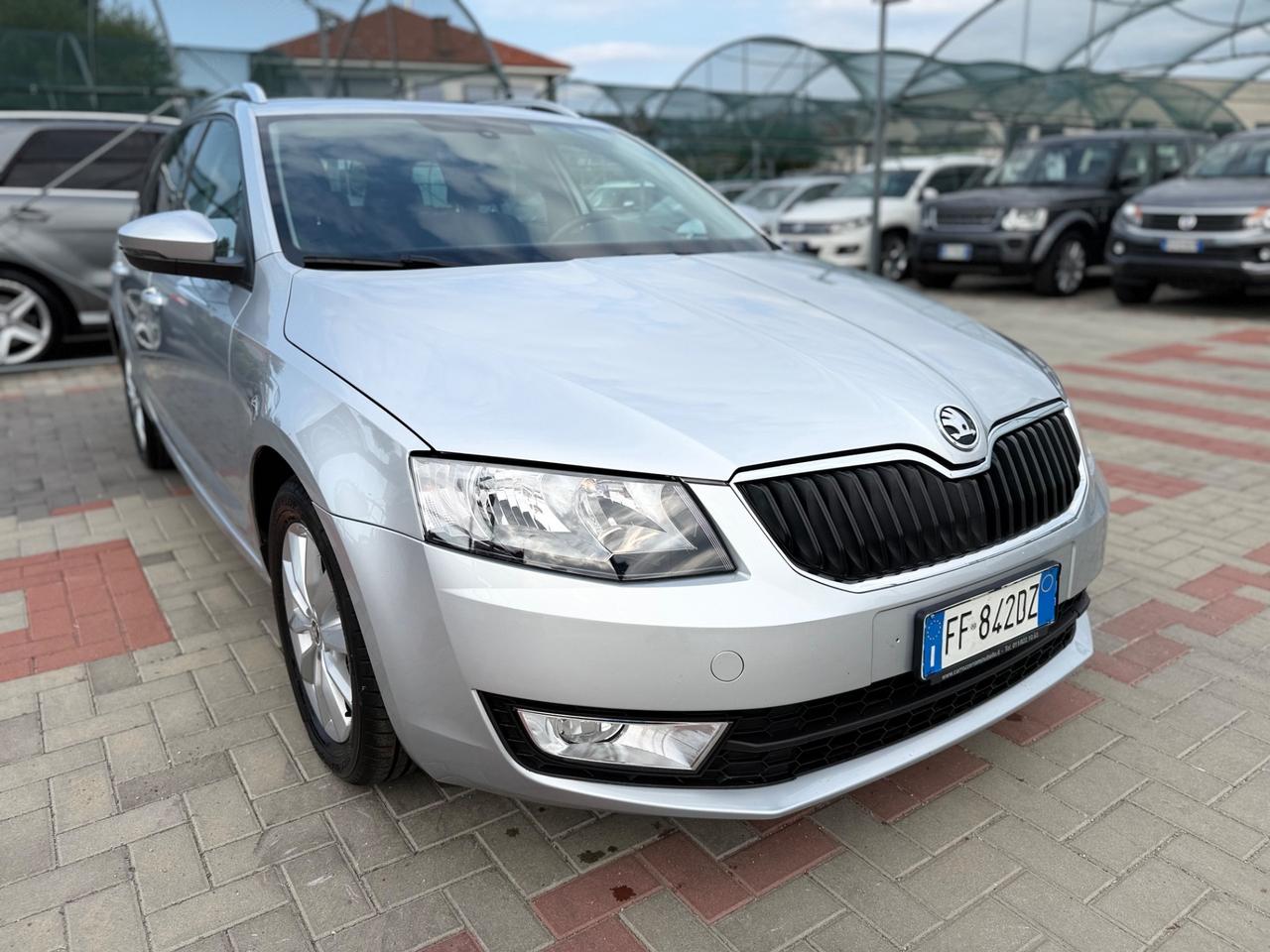 Skoda Octavia 1.6 TDI CR 110 CV DSG Wagon Style