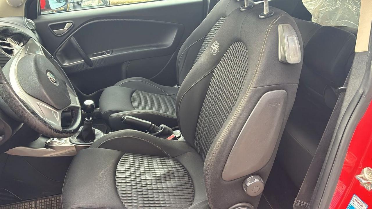 Alfa Romeo MiTo 1.4 T 120 CV Distinctive Sport Pack