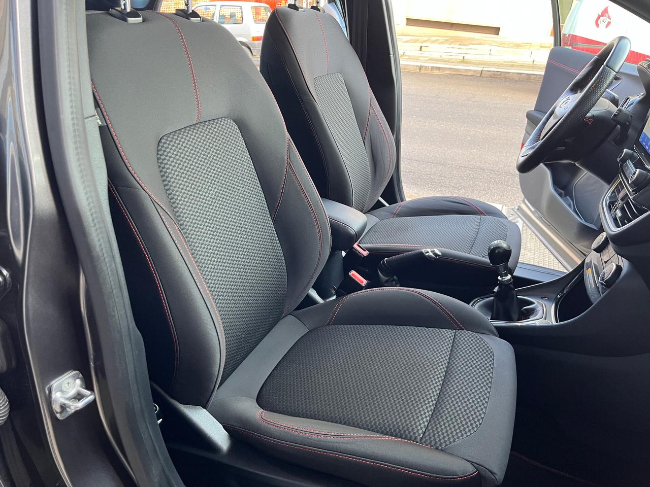 Ford Puma 1.0 EcoBoost Hybrid 125 CV ST-Line