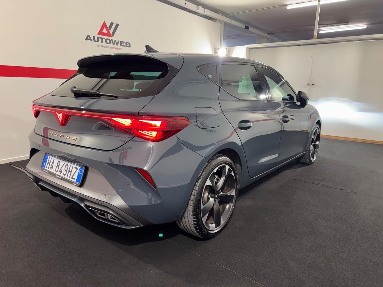 Cupra Leon 1.5 Hybrid 150 CV DSG