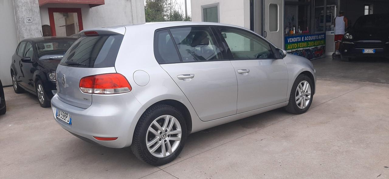 Volkswagen Golf 1.6 gpl benzina gpl valido 2029