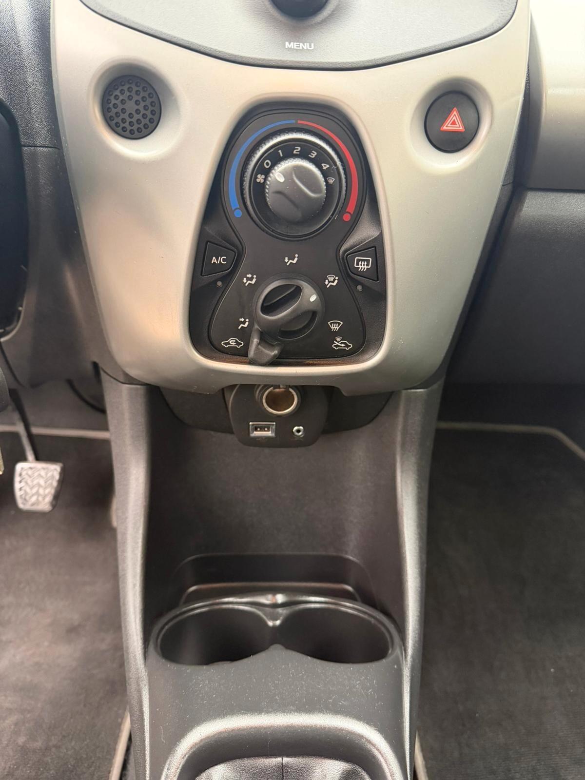 Citroen C1 VTi 68 5 porte Shine