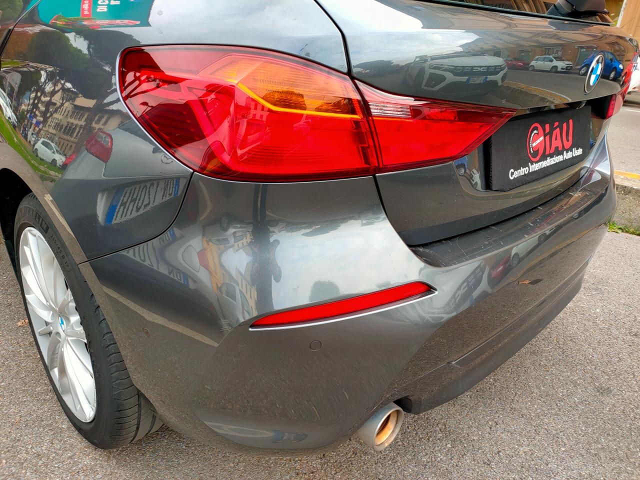 Bmw 118i 5p. Business Advantage auto