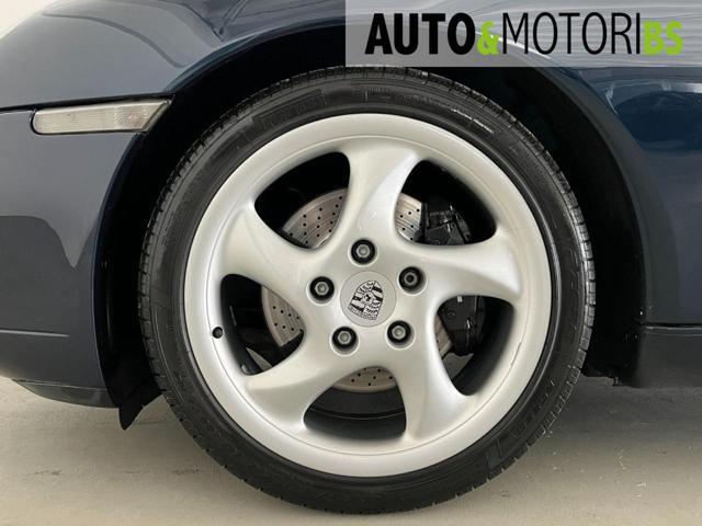 PORSCHE 911 996 Carrera cat Coupé 3.4