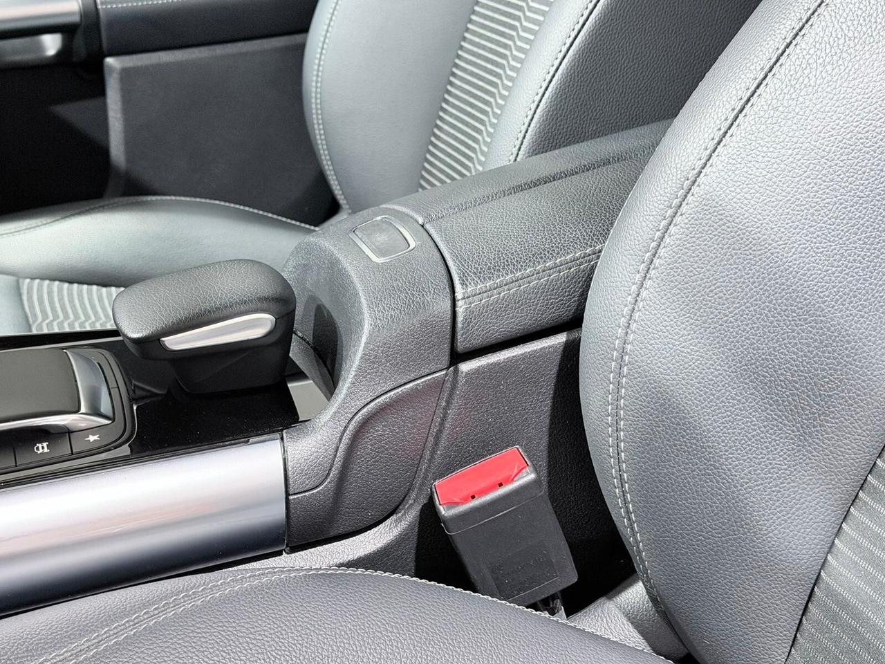 MERCEDES GLA250E PLUG-IN HYBRID 218cv PREMIUM AUTO