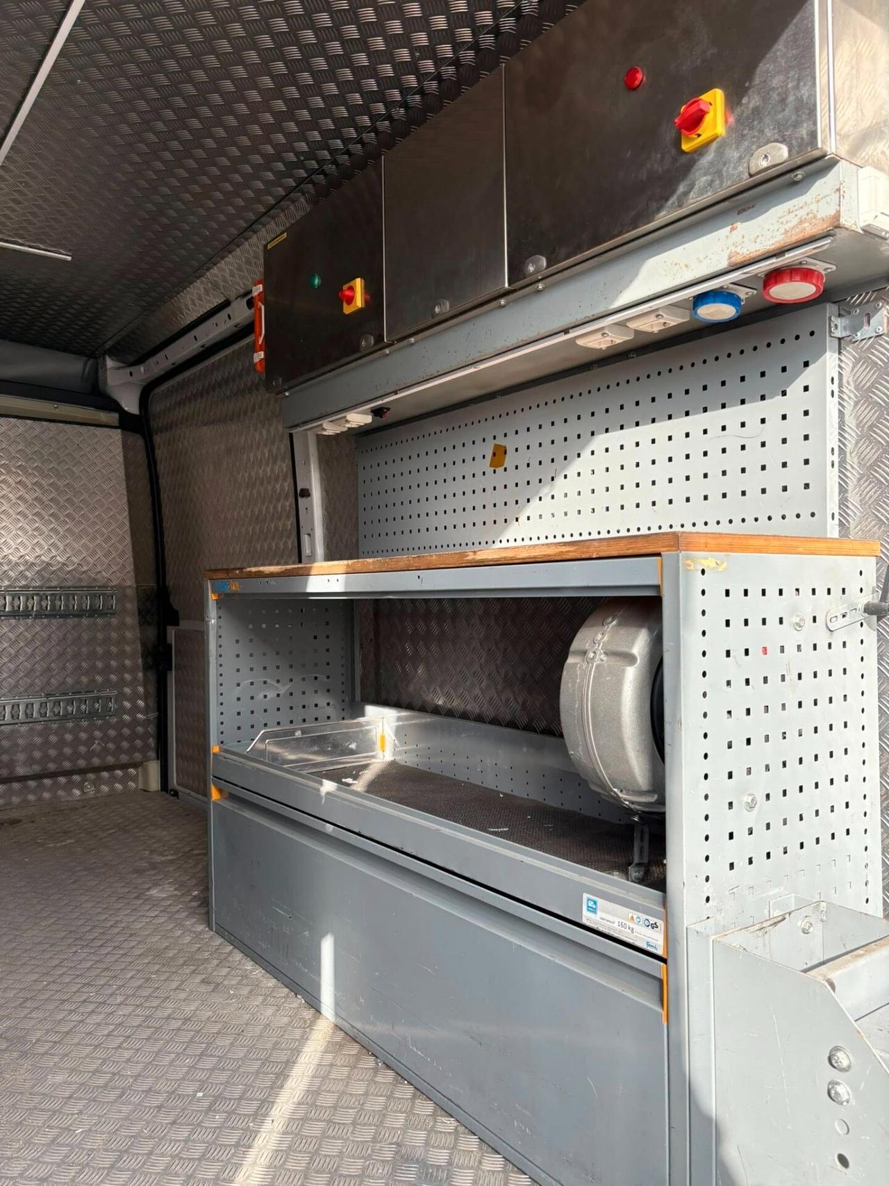 Fiat Ducato maxi 180cv officina mobile inverter 1200w