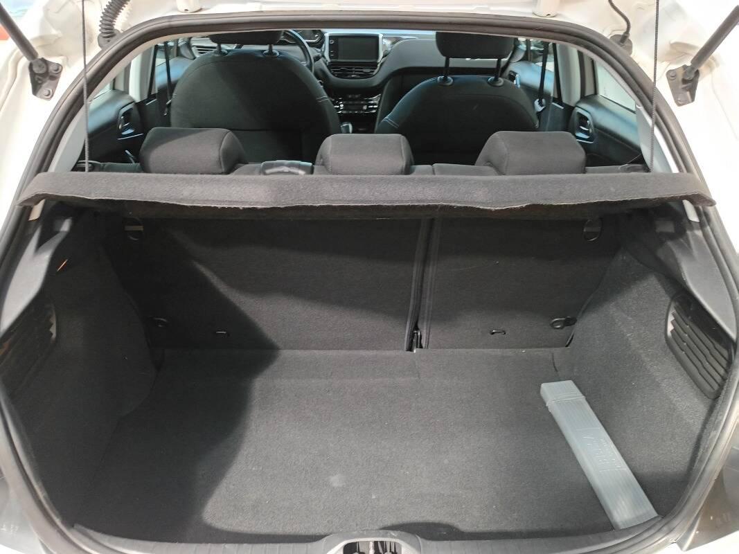 Peugeot 208 1.6 hdi Allure 75cv 5p