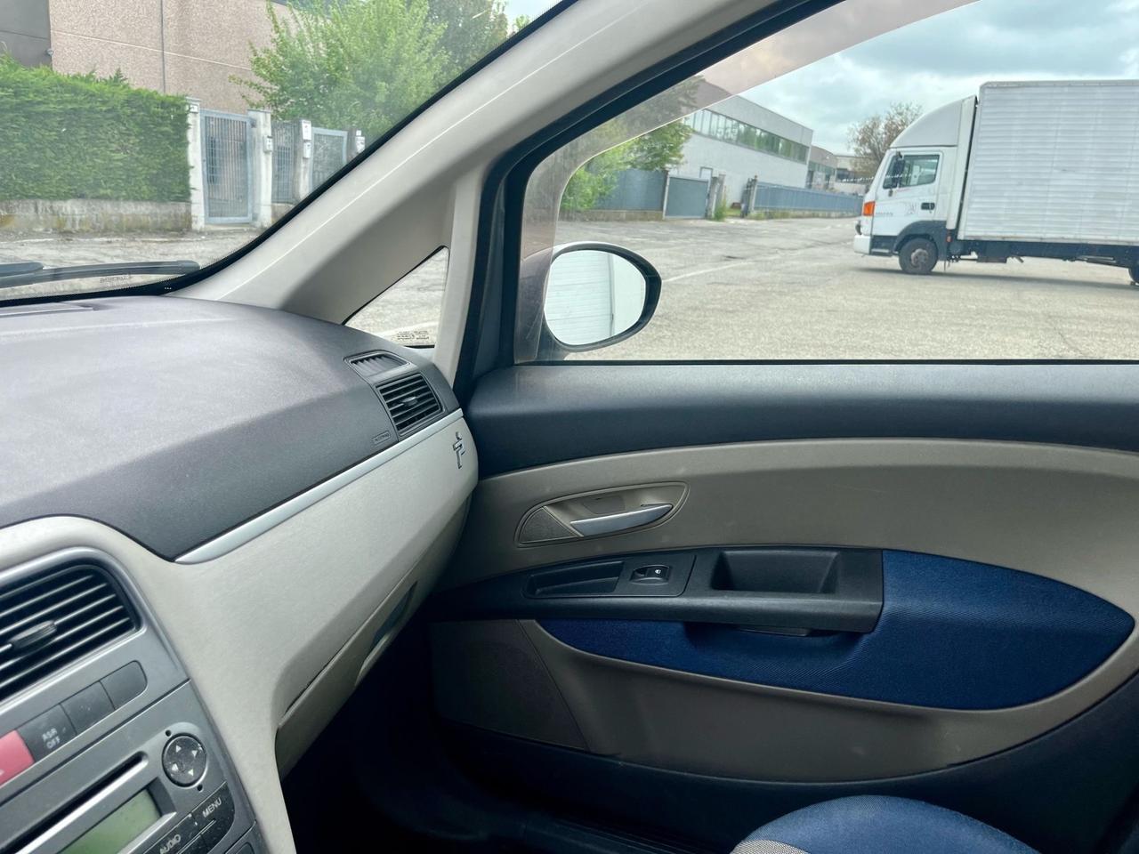 Fiat Grande Punto 1.4benz 2006 184.000km per neopatentati