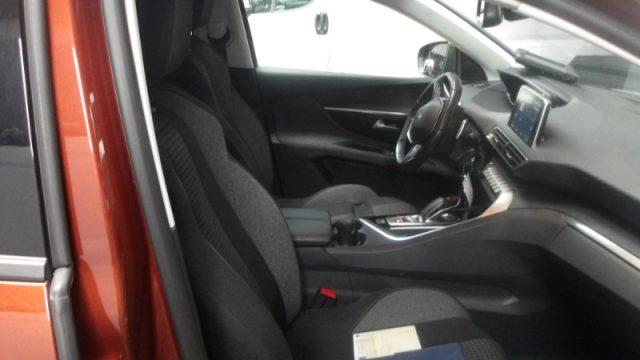 PEUGEOT 3008 BlueHDi 130 S&S EAT8 Business ***IVA ESPOSTA***