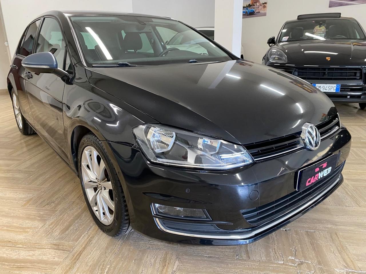 VOLKSWAGEN GOLF 7 COMFORTLINE 1.6 TDI DSG 2013