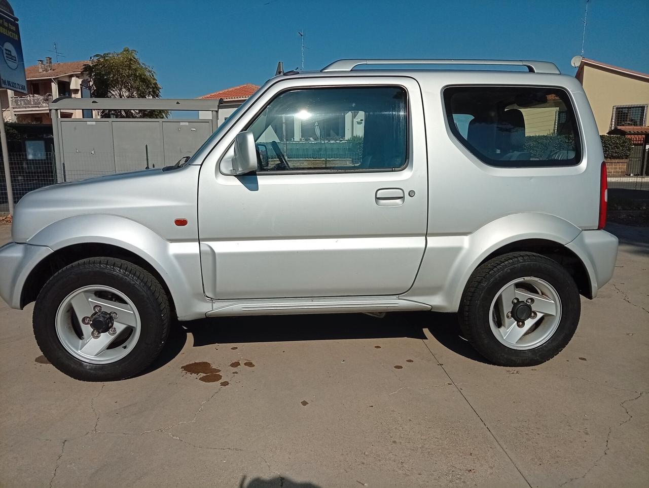 Suzuki Jimny 1.3i 16V cat 4WD JLX GPLscad. bomb 2032