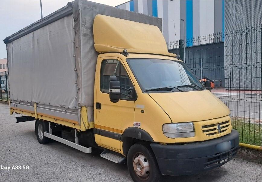 Renault Mascott Mascotte