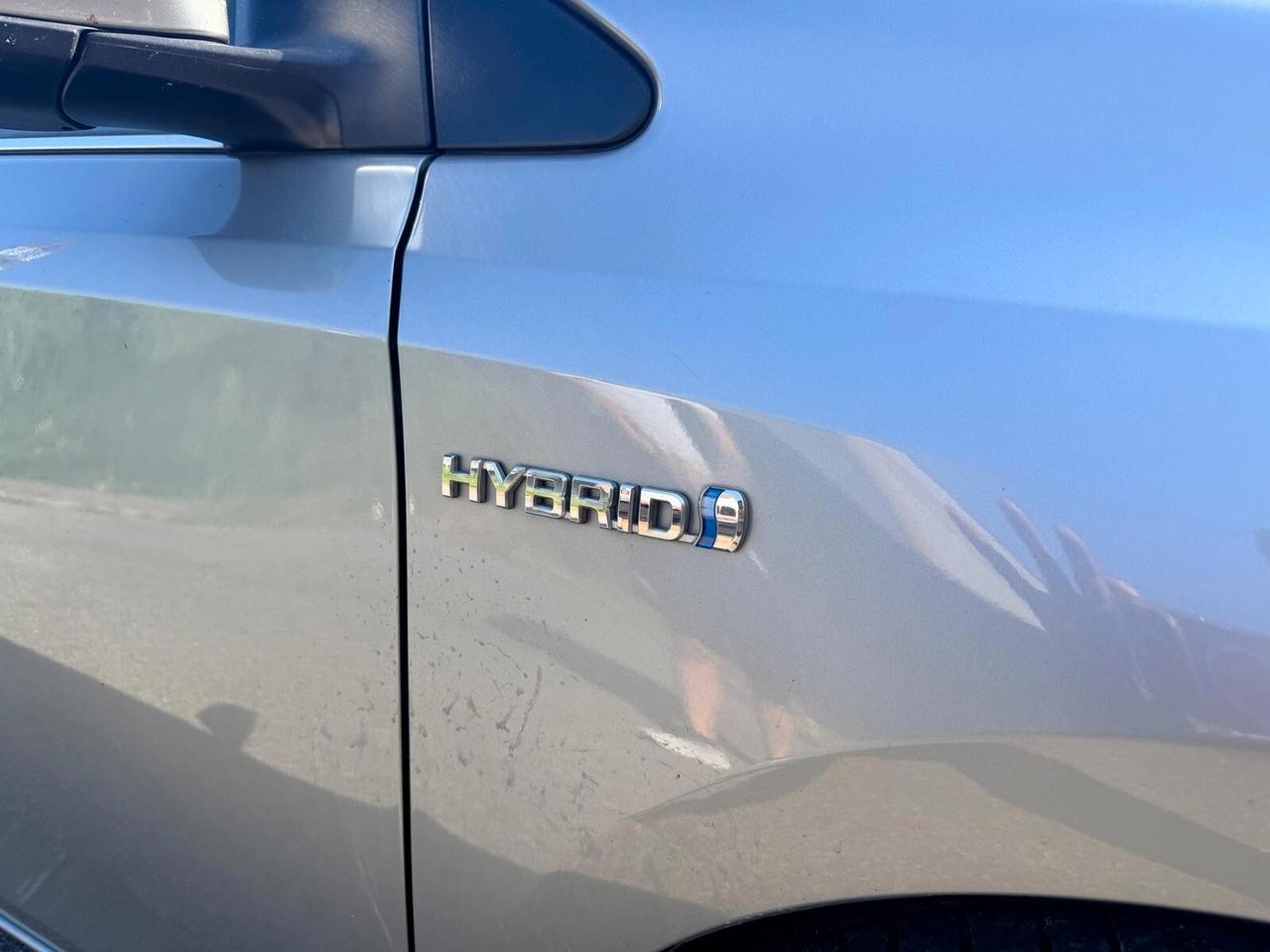 Toyota Auris Touring Sports 1.8 Hybrid Lounge