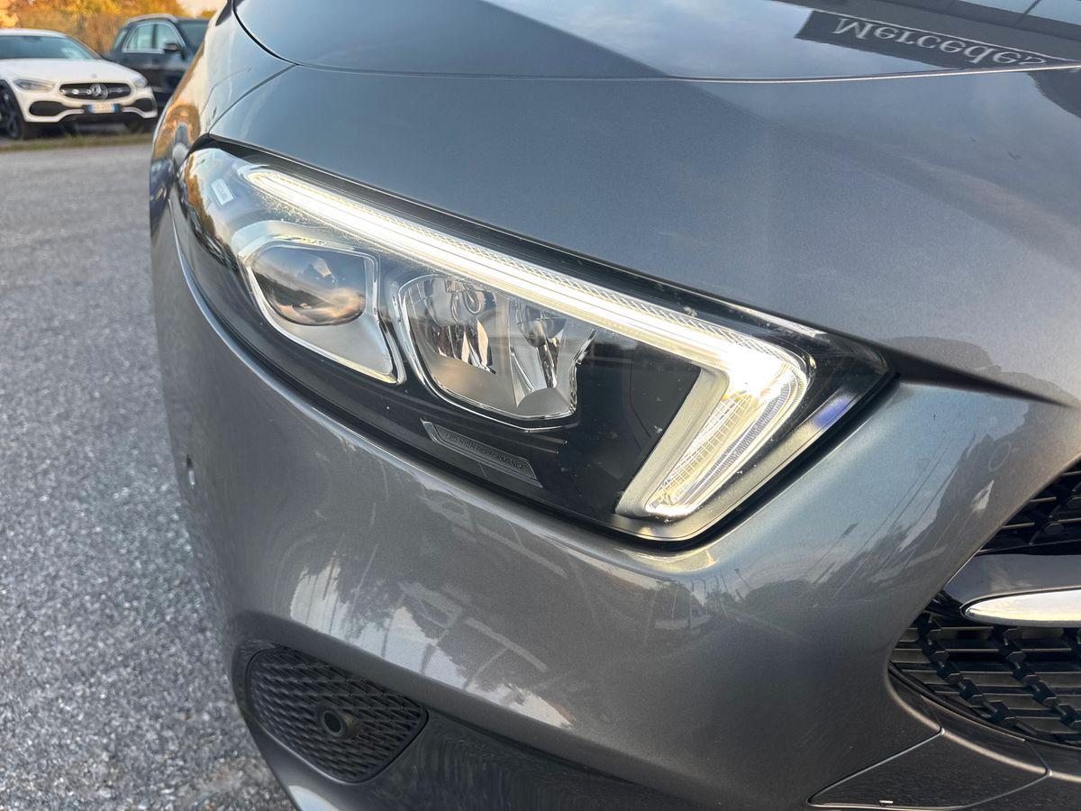 Mercedes-Benz A 180 d Sport Night edition auto