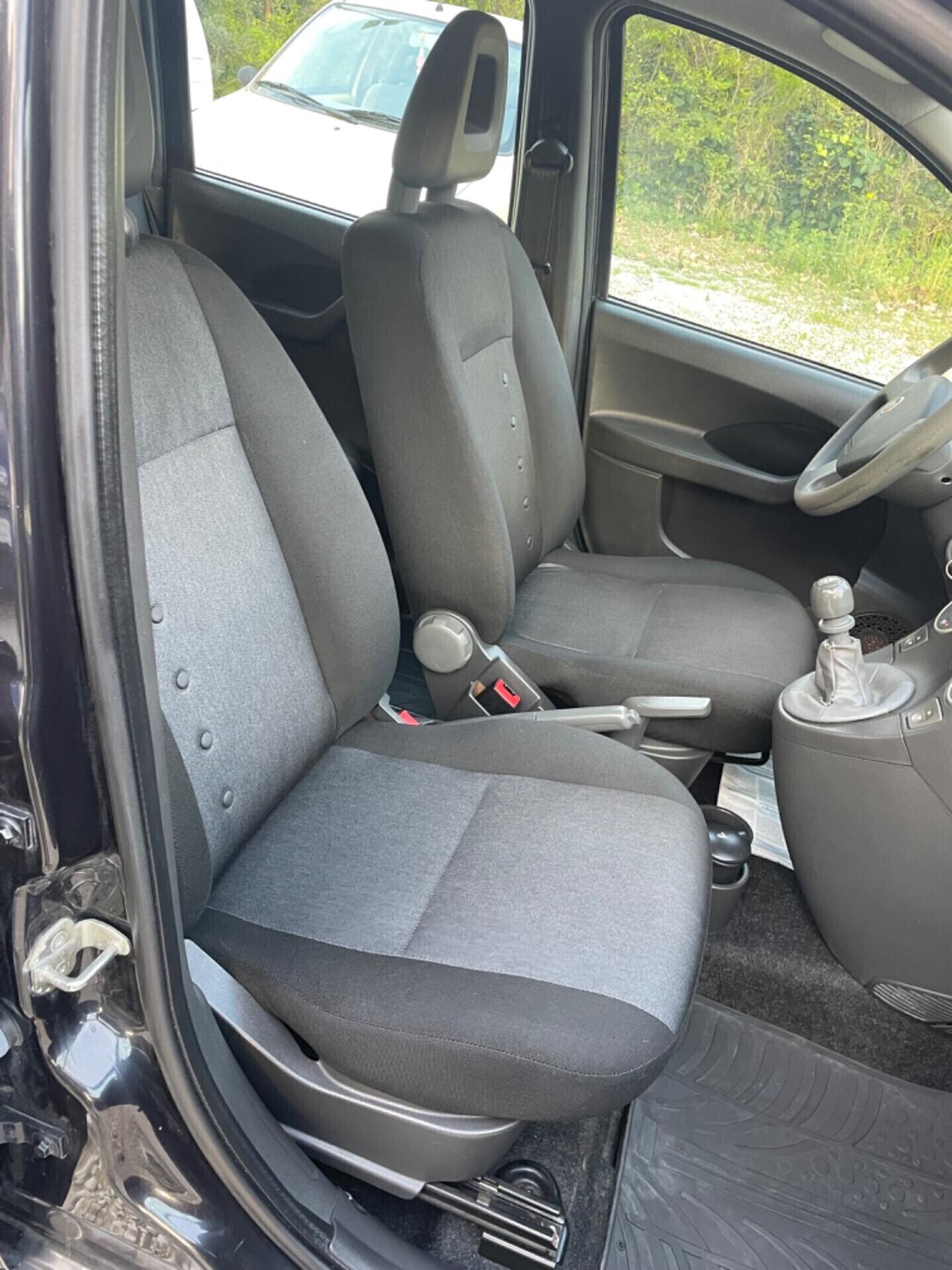 Fiat Panda 1.2 Emotion