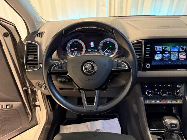 SKODA Karoq 1.5 TSI DSG Style VARIOFLEX Camera Park Assist LED
