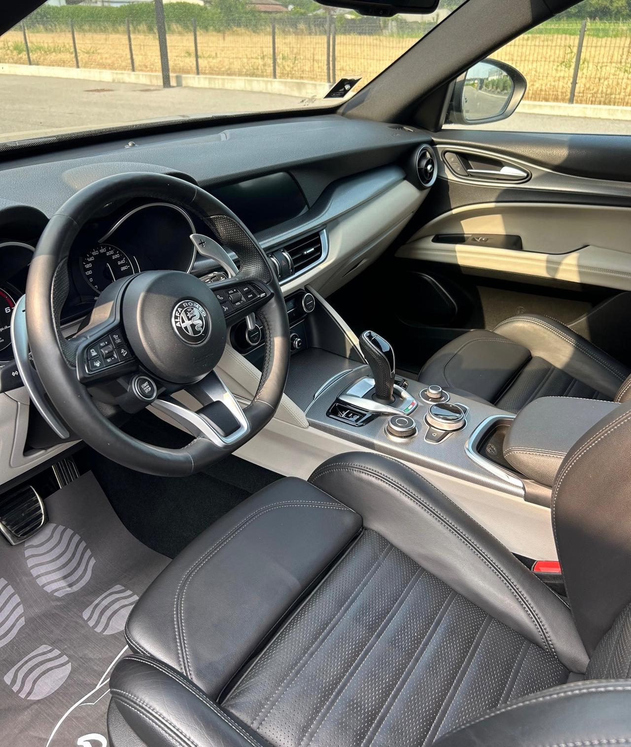 Alfa Romeo Stelvio 2.2 Turbodiesel 210 CV AT8 Q4 Veloce