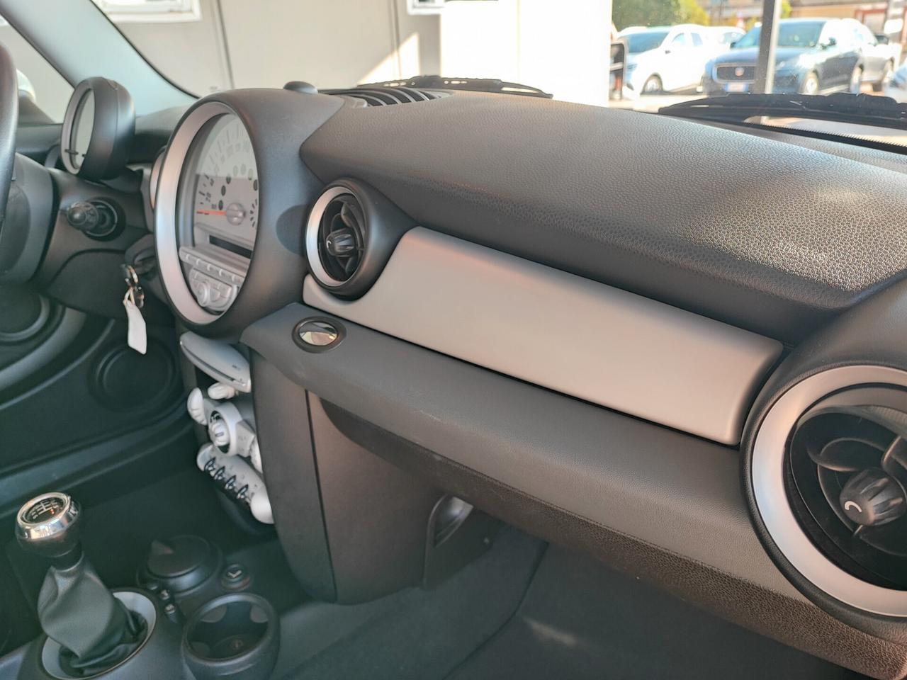 Mini 1.6 16V Cooper