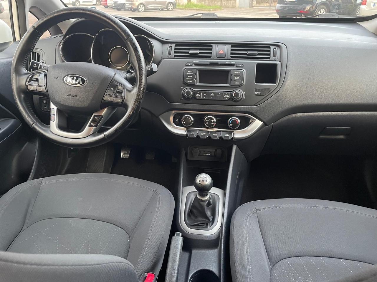 Kia Rio 1.2 CVVT 5p. EX per Neopatentati 2014