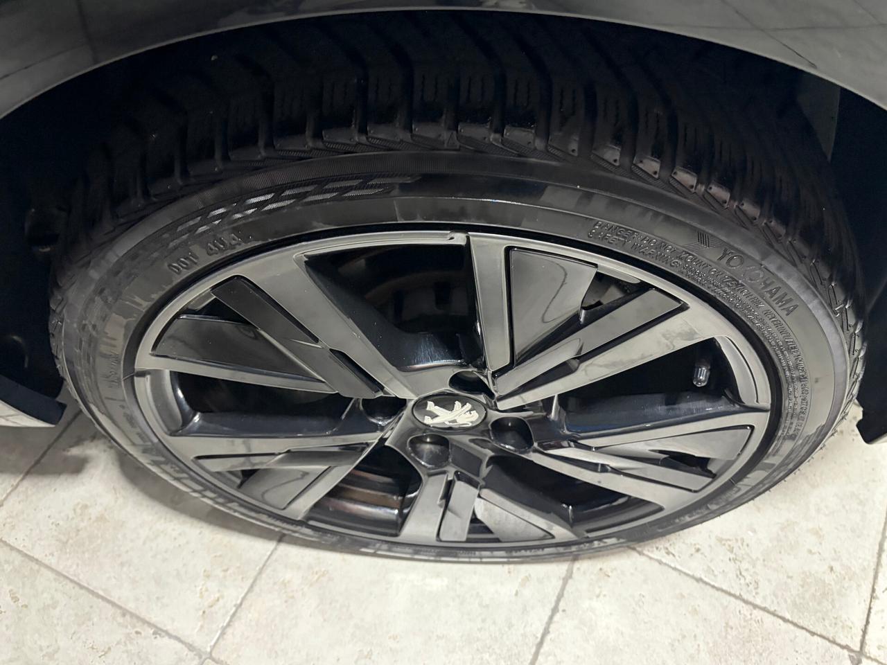 Peugeot 208 PureTech 130 Stop&Start EAT8 5 porte GT Line