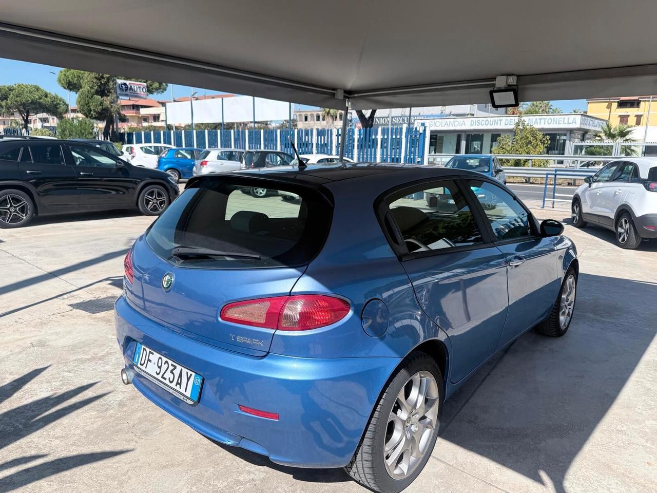 Alfa Romeo 147 1.6 16V TS (105) 5 porte Black Line