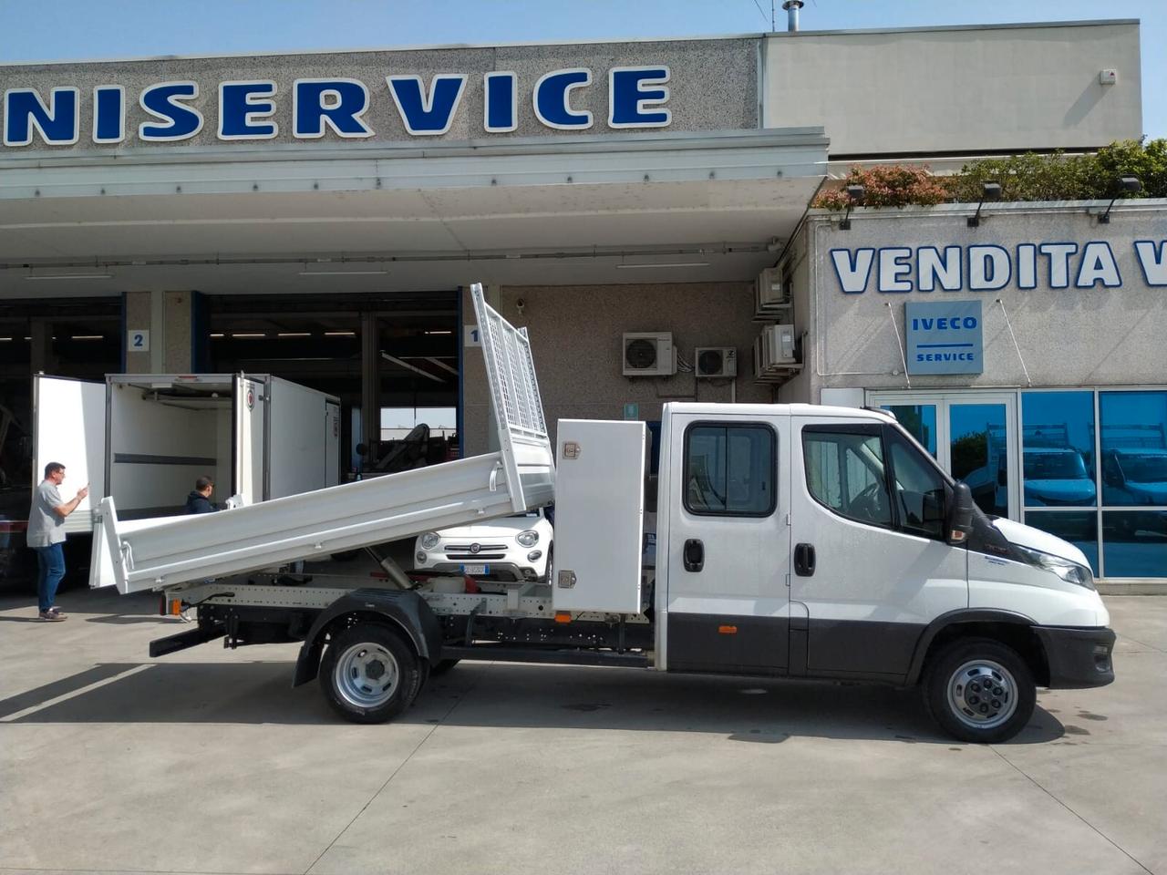 Iveco Daily 35C14 DOPPIA CABINA RIBALTABILE 6 POSTI