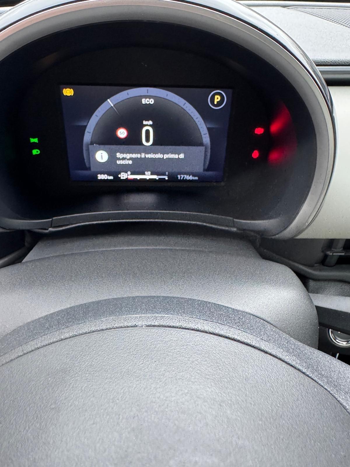 Fiat 600 HYBRID LA PRIMA