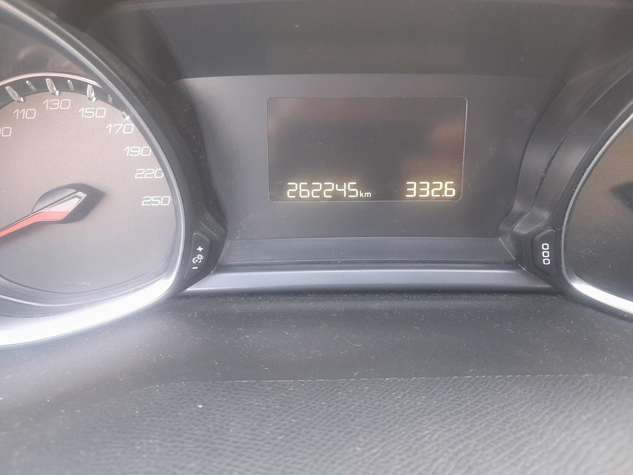 Peugeot 308 BlueHDi 120 S&S SW Business