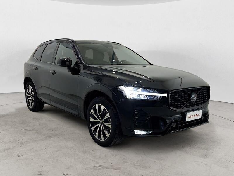 Volvo XC60 XC60 B5 AWD automatico Plus Dark