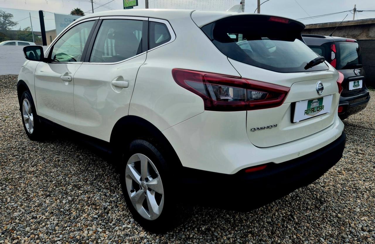 Nissan Qashqai 1.5 dCi 115 CV - Bianco perla - Telecamera posteriore
