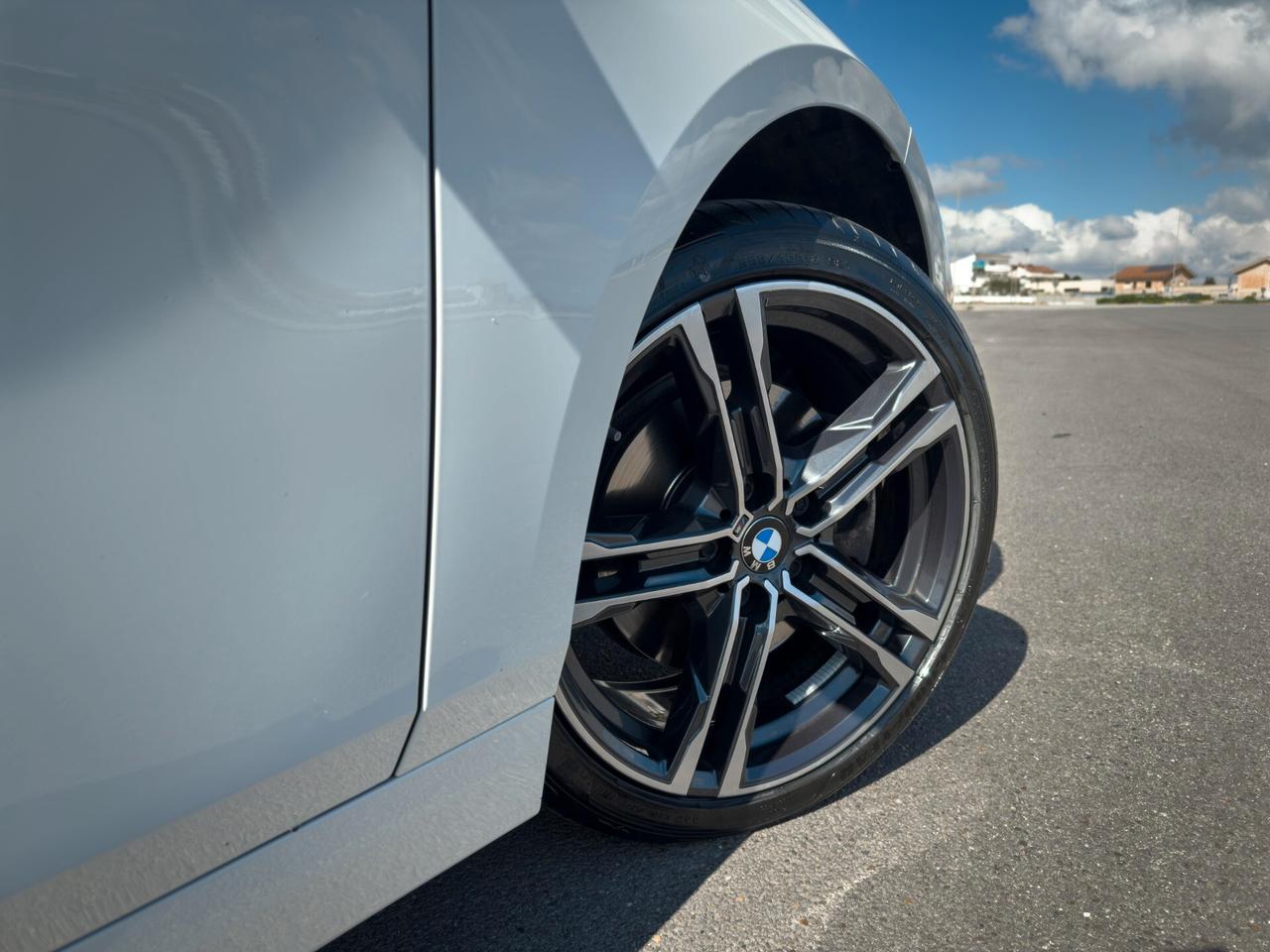 Bmw 116d 5p. F40 1.5 116 cv