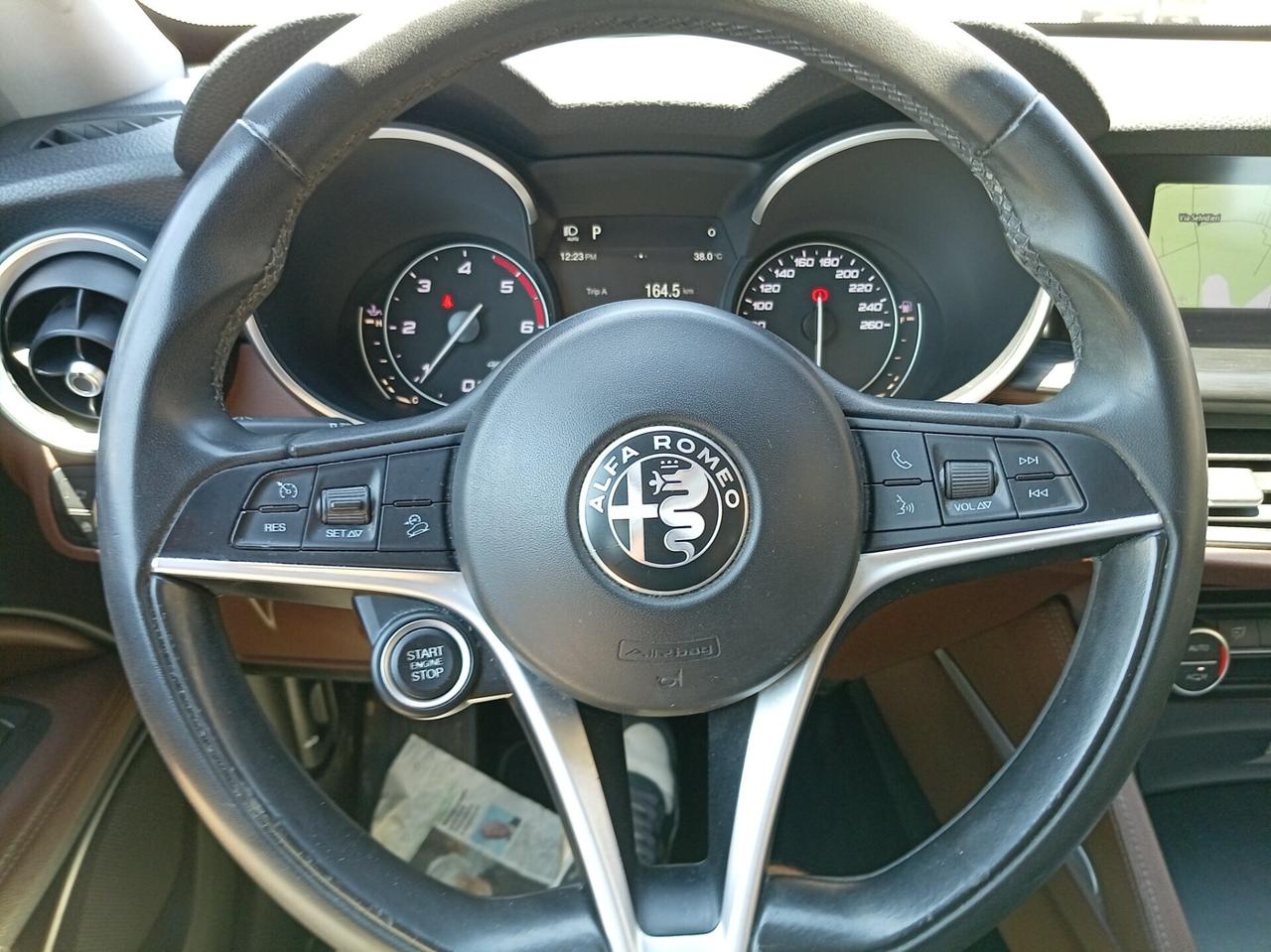 Alfa Romeo Stelvio 2.2JTDM 210 CV AT8 Q4 Executive FULL PELLE NAVI XENON