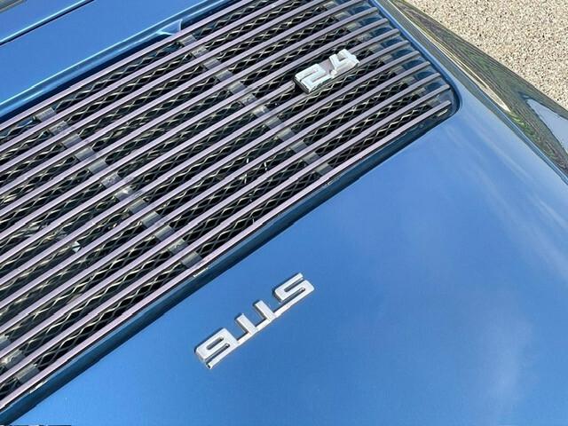 Porsche 911 2.400 S "MATCHING IN TUTTO"