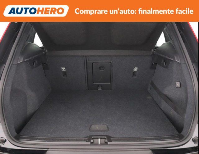 VOLVO XC40 T3 Business Plus