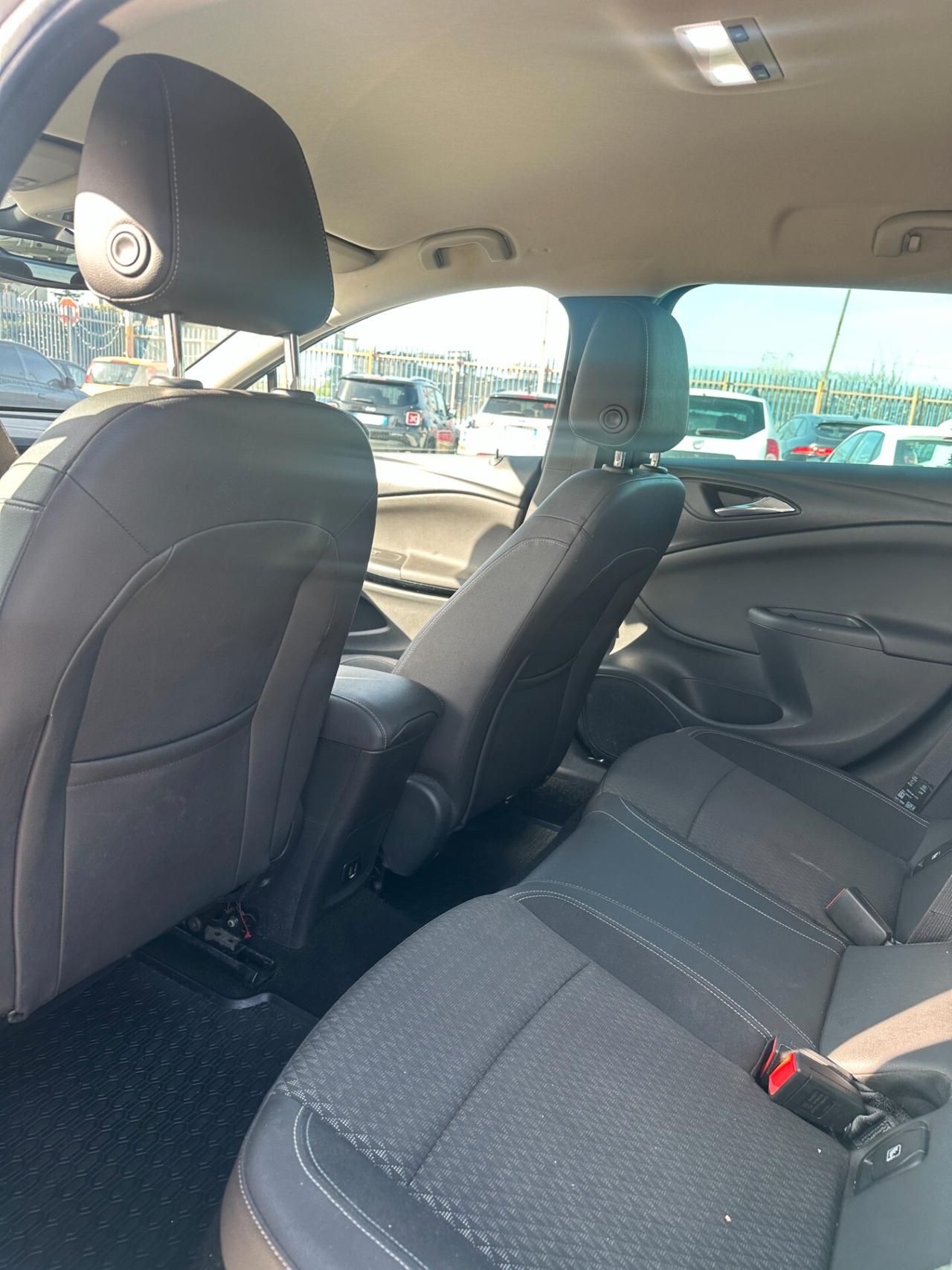 Opel Astra 1.6 CDTi 136CV aut. Sports Tourer Innovation