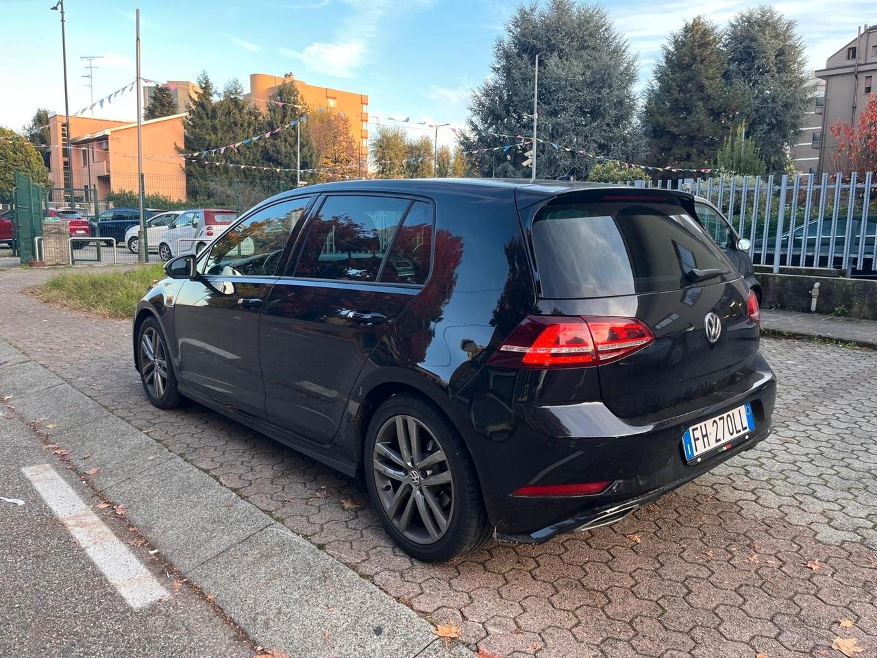 Volkswagen Golf 1.6 TDI 110 CV 5p. Executive BlueMotion Technology R - 2017