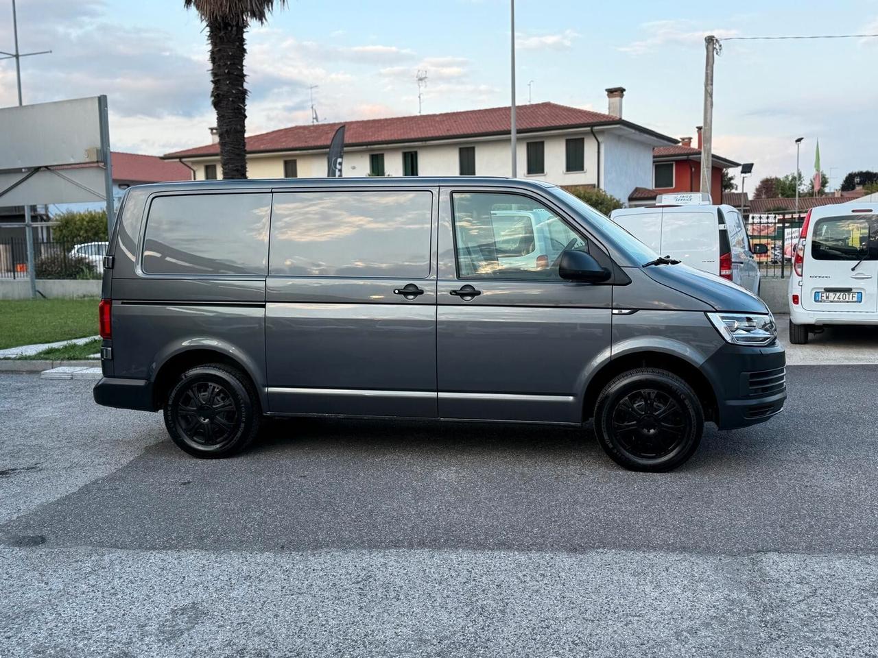 Volkswagen Transporter T6 2.0 TDI 150CV DSG PC Furgone