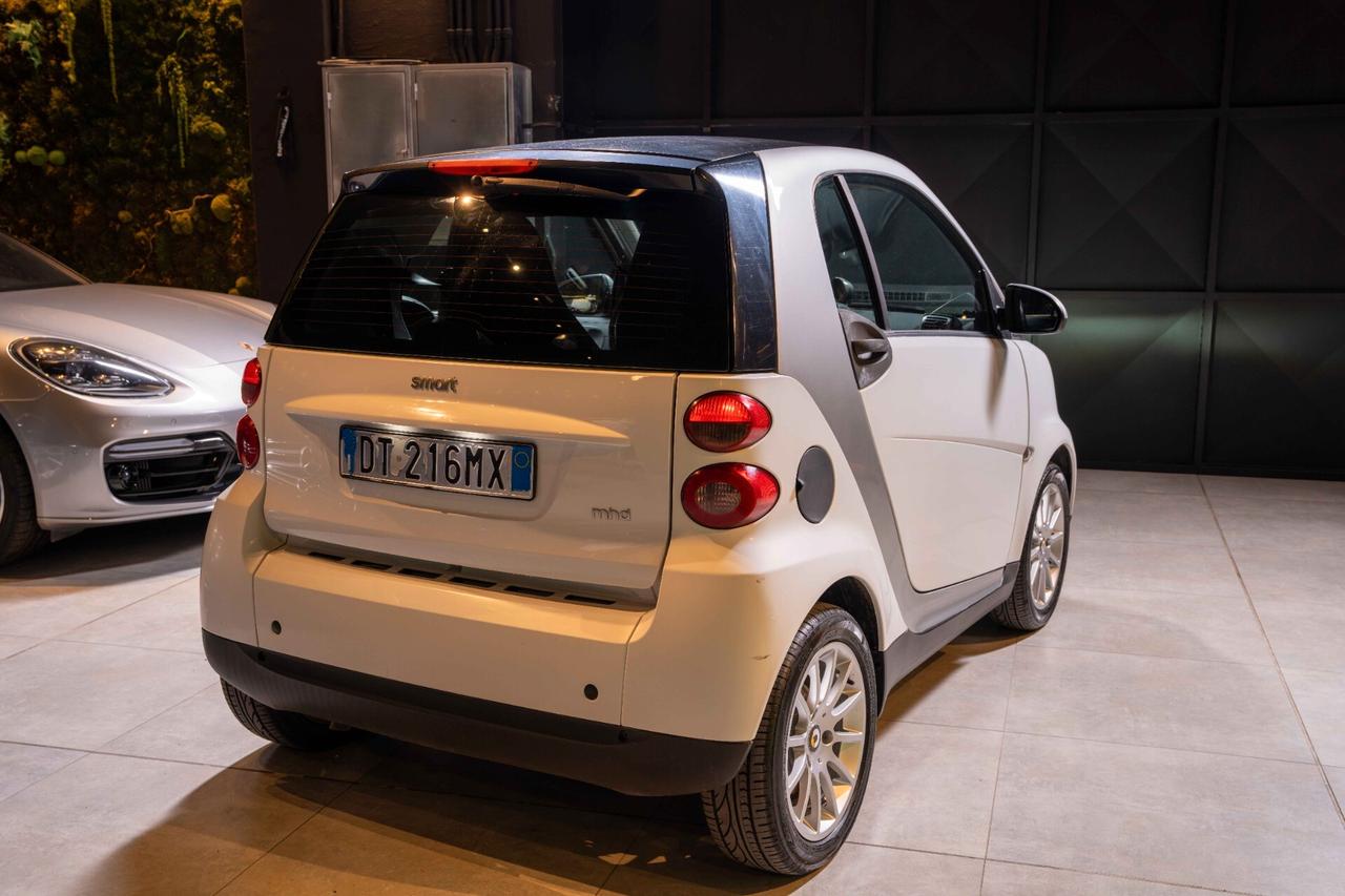 Smart ForTwo 1000 62 kW coupé passion