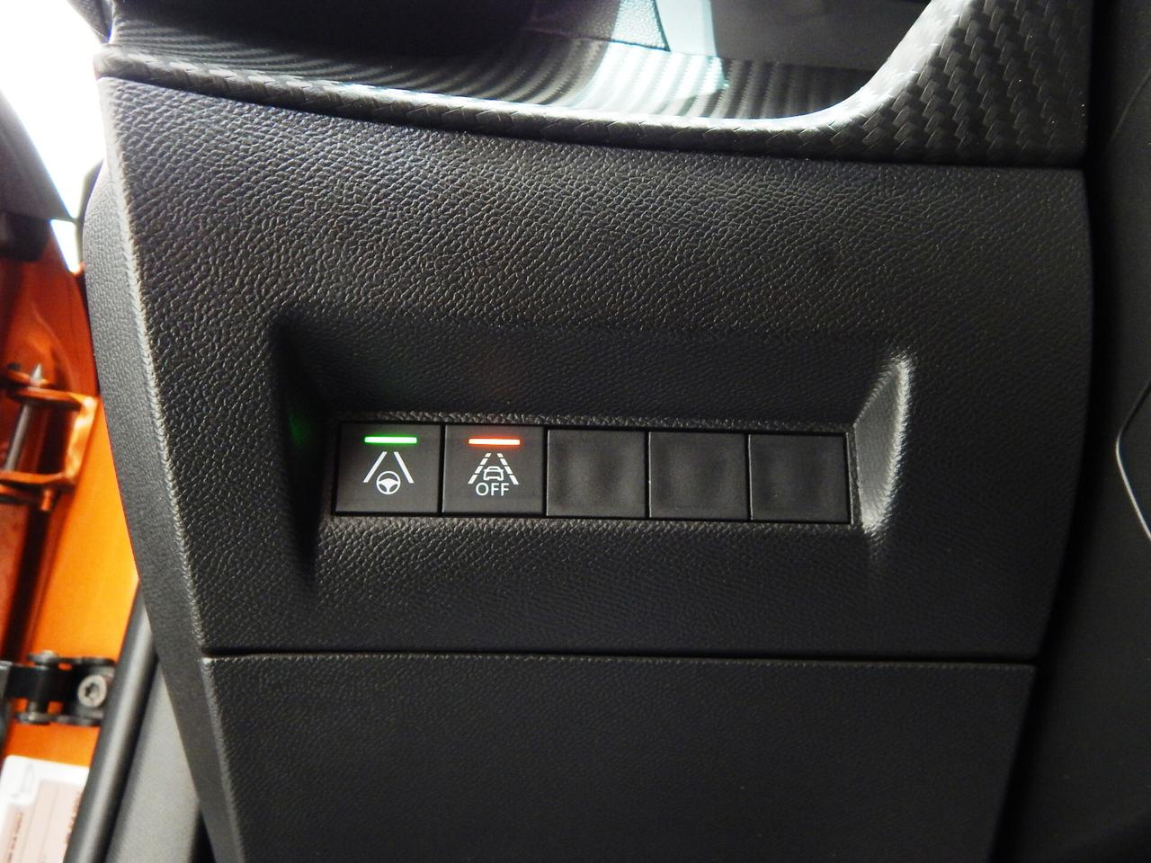 Peugeot 2008 1.5 bluehdi GT S&S EAT8 NAVI-PELLE-LED-FOCAL-KAMER