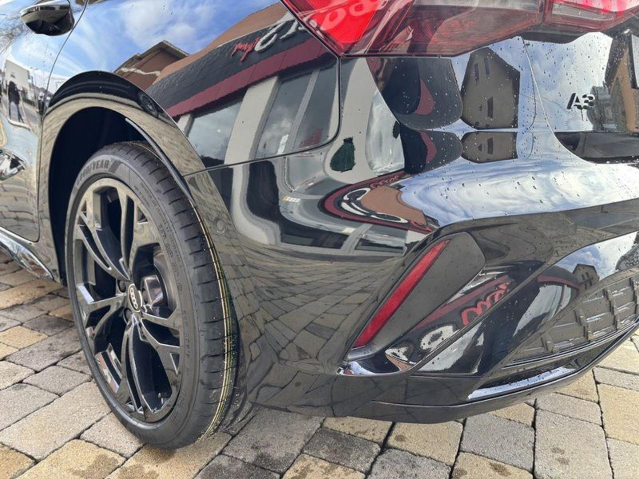 Audi A3 SPB TFSI e 150 kW S tronic S line Black edition