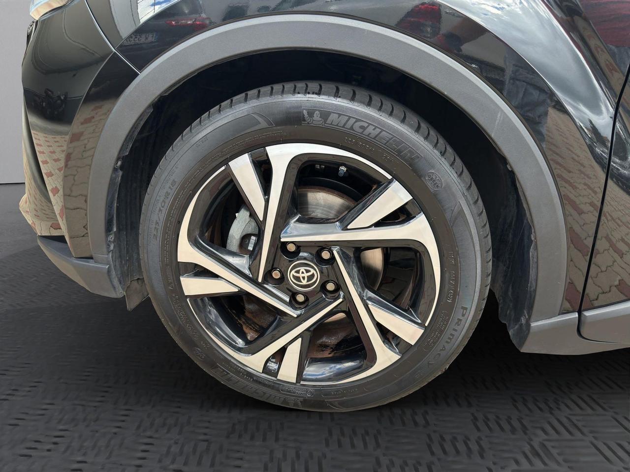 Toyota C-HR 1.8h Trend e-cvt