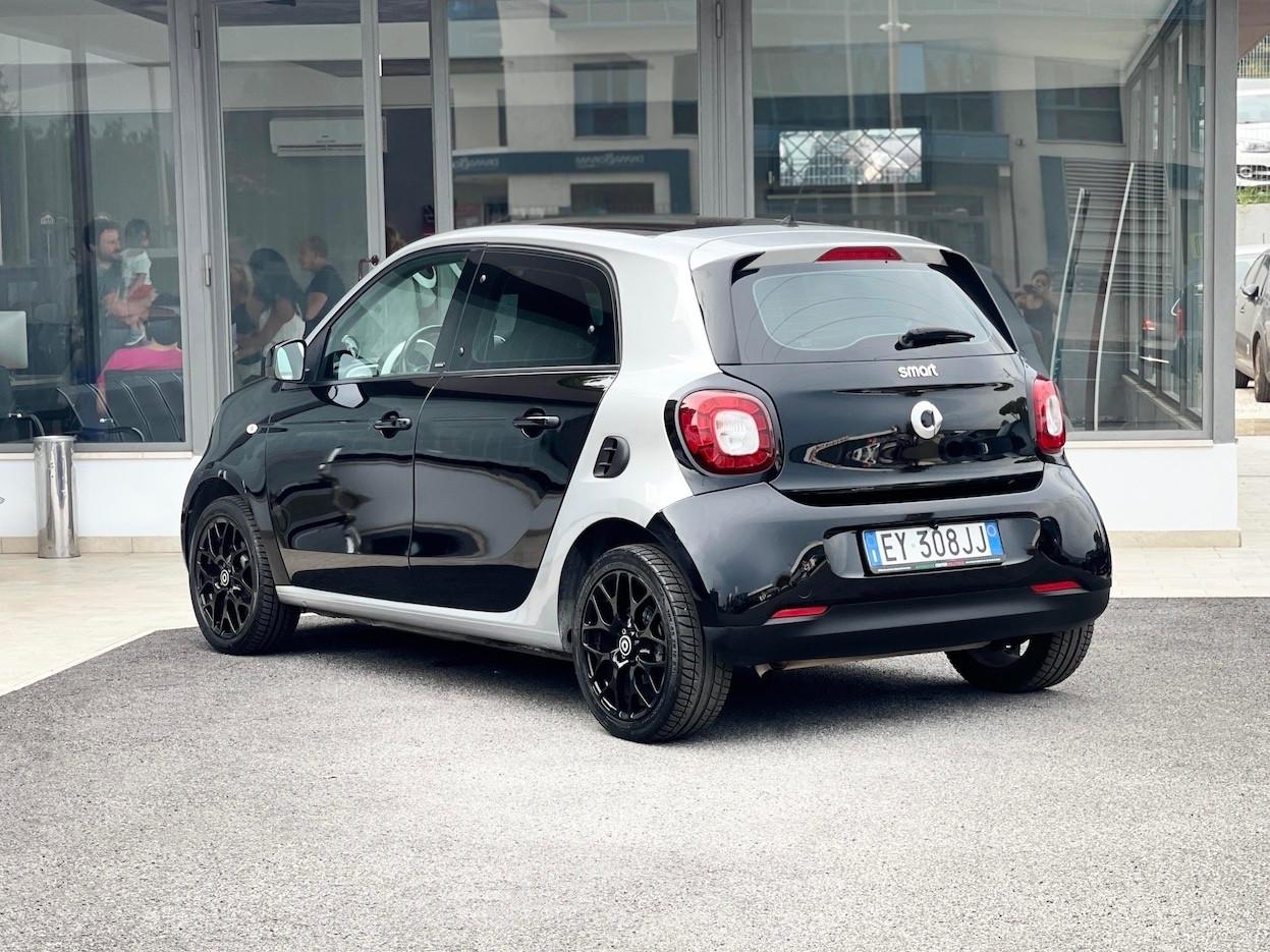 Smart ForFour 1.0 Benzina 70CV E6 Neo. - 2015