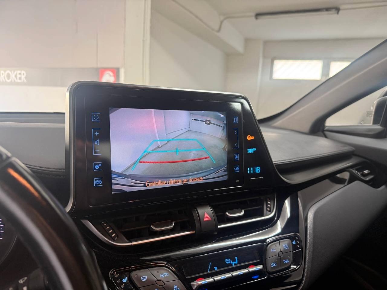 TOYOTA C-HR (2016-2023) C-HR 1.8 Hybrid E-CVT B...