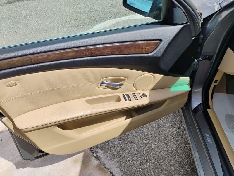 BMW Serie 5 530d Touring Msport