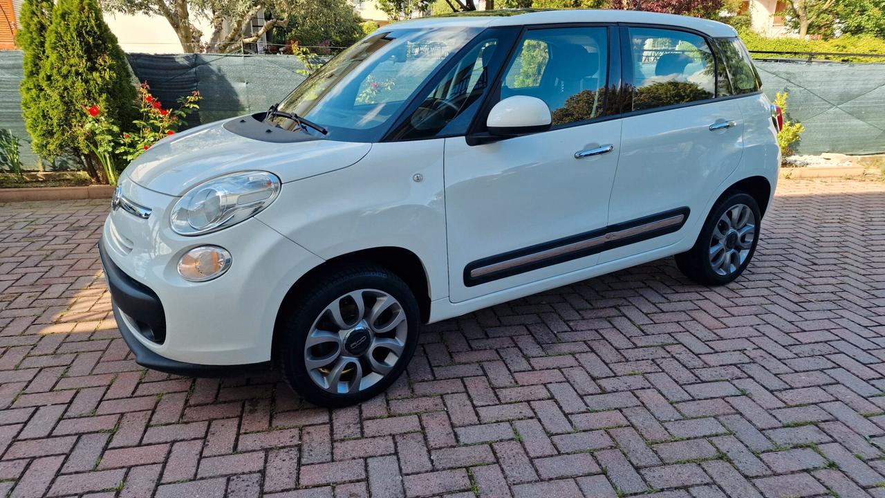 Fiat 500L 0.9 TwinAir Turbo Natural Power Lounge