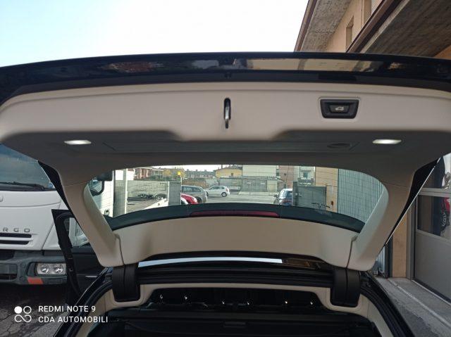 BMW 320 d Touring Business Advantage NAVI-CARPLAY-ANDROID