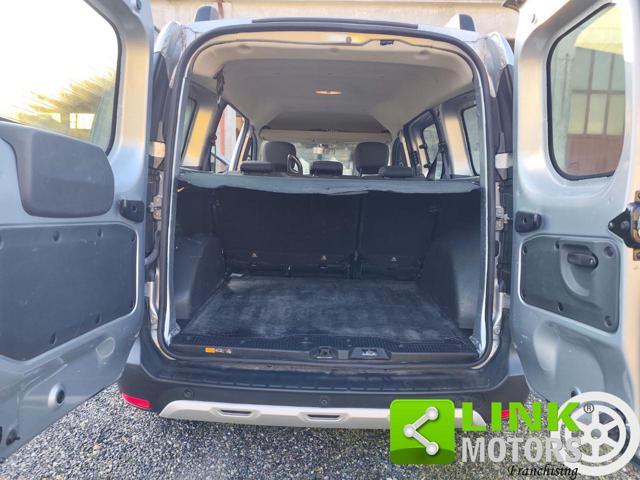 DACIA Dokker Stepway 1.5 Blue dCi (N1) Iva esposta