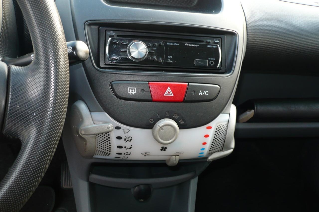 Toyota Aygo 1.0 12V VVT-i 3 porte Now