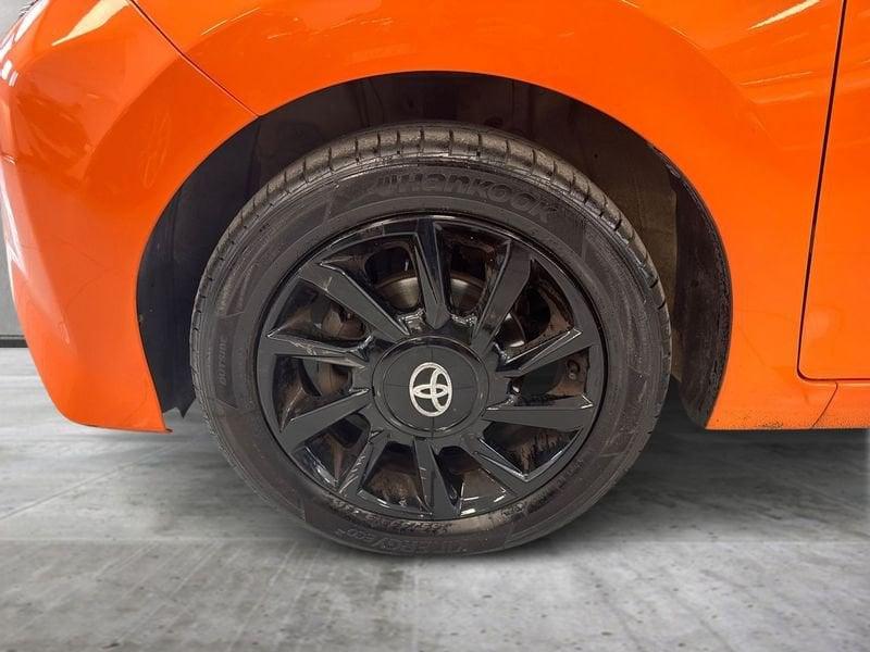 Toyota Aygo 1.0 VVT-i x-wave orange